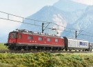 Gauge HO- Article no 29488 Swiss Freight Train with a Class Re 620