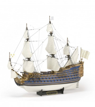 1/72 LE SOLEIL ROYAL LOUIS XIV´S FLAGSHIP WITH FIGURINES AND WORKING LIGHTS